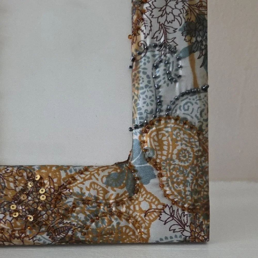 Decorative Sequin Paisley Photo Frame